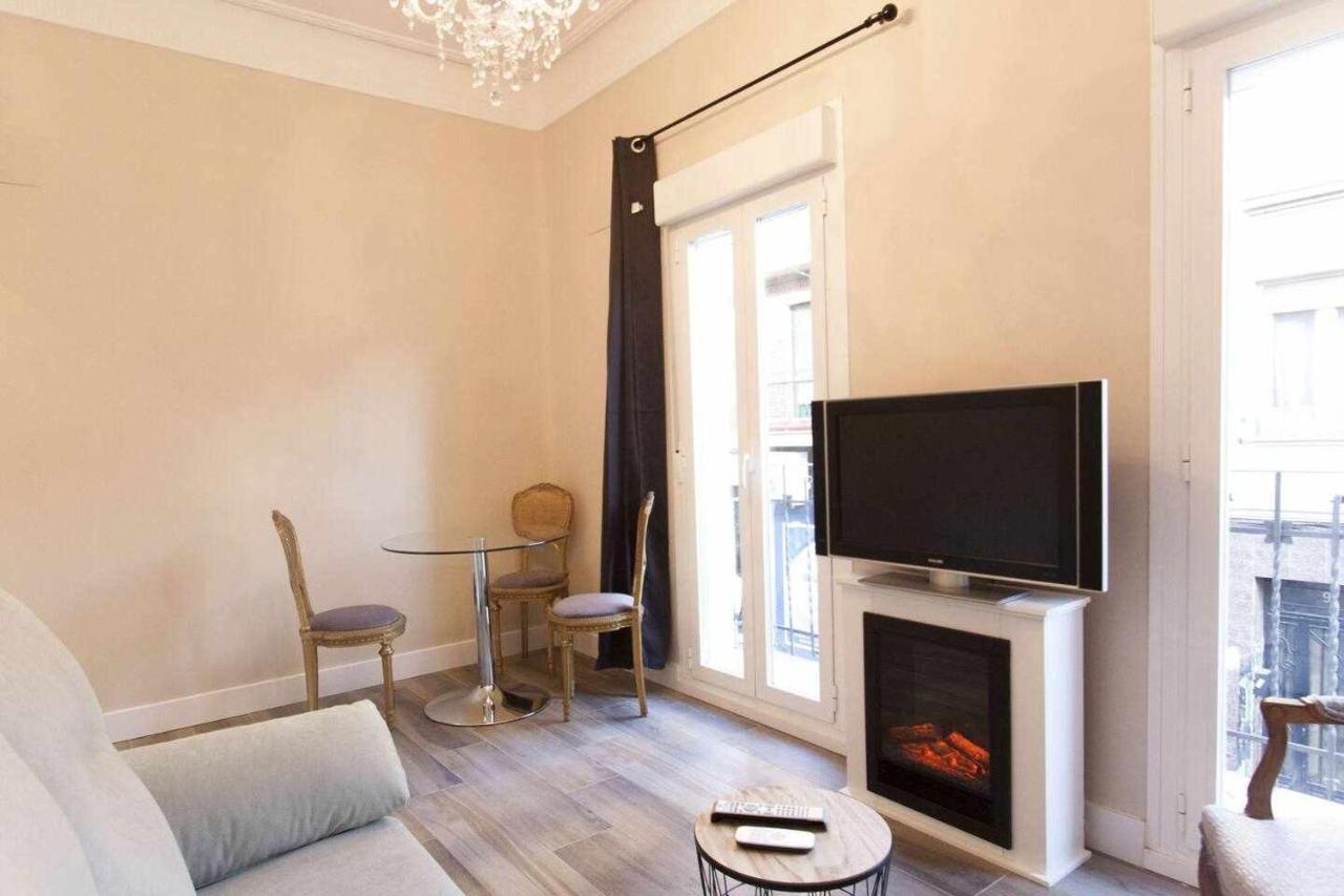 New Moderno Y Elegante Apartamento Centrico Мадрид Екстер'єр фото